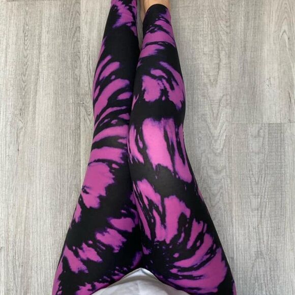 LuLaRoe Halloween Tie Dye Purple Leggings Black TC2 Plus Size 20-24 - Picture 3 of 5